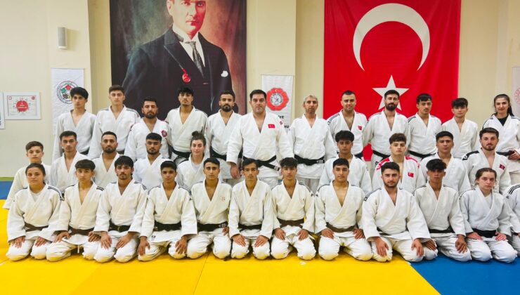 Diyarbakır’da 1. ve 2. Dan Siyah Kuşak Kurs ve Sınavı Başladı