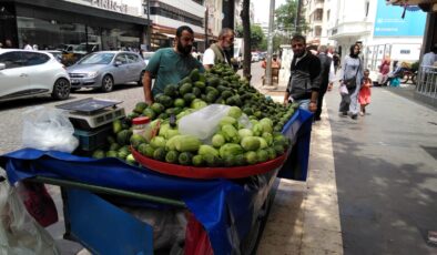 Diyarbakır’da Acur Tezgahlarda yerini aldı