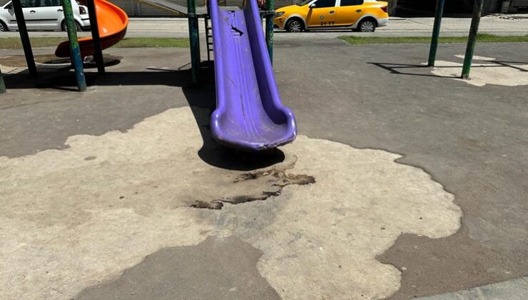 Bağlar’da bakımsız meydan!