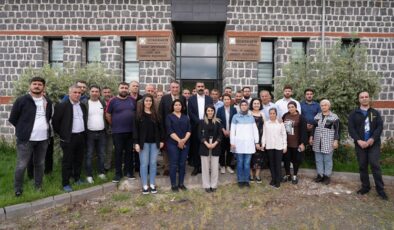 Büyükşehir Eş Başkanı birimlerde incelemelerde bulundu