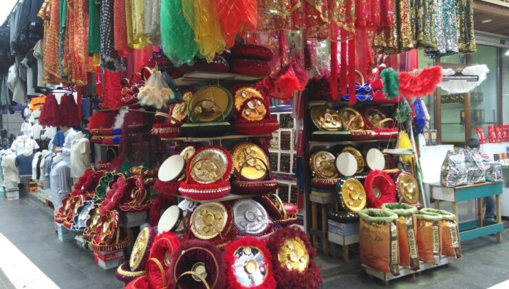 Diyarbakır’da kına ve nişan malzemesi satışları arttı