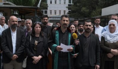 Hak örgütleri: Yeni anayasada Kürtçenin statüsü olmalı