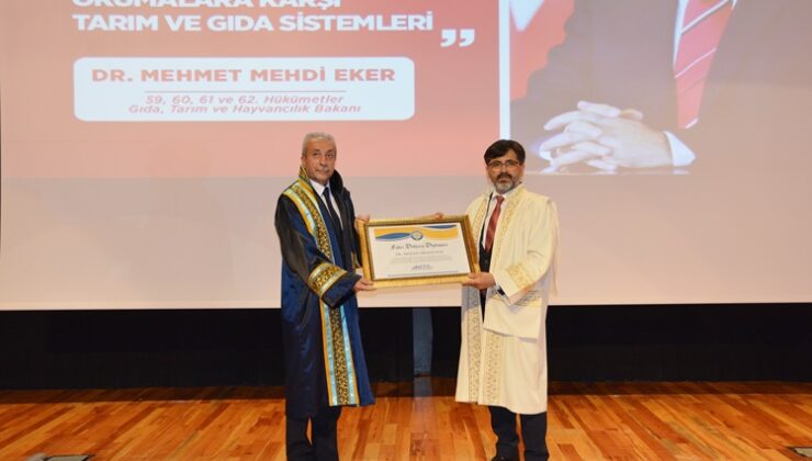 Mehdi Eker’e Fahri Doktora ünvanı verildi