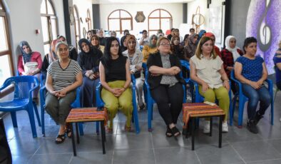 Meme Kanseri ve Rahim Ağzı Kanserine Karşı Bilgilendirme Semineri Düzenlendi