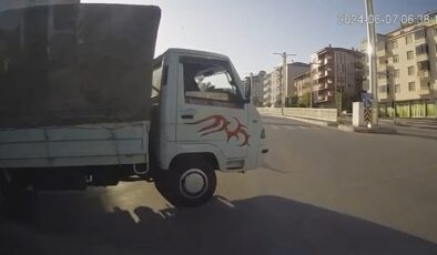 9 kişinin yaralandığı kaza güvenlik kamerasına yansıdı