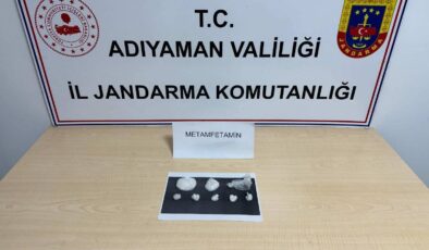 Uyuşturucu operasyonunda 2 şüpheli tutuklandı