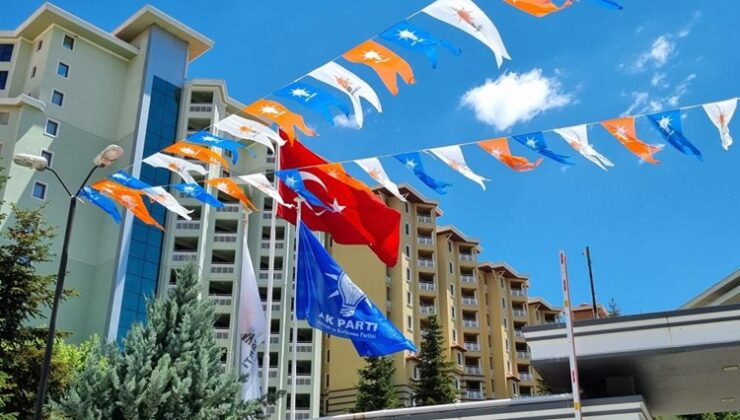 AK Parti’nin “Yerel Yönetimler İstişare ve Değerlendirme” kampı başladı