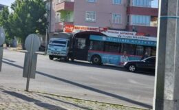 Elazığ’da halk otobüsü pikapla çarpıştı: 9 yaralı