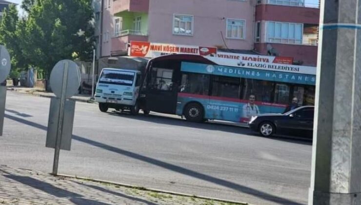 Elazığ’da halk otobüsü pikapla çarpıştı: 9 yaralı