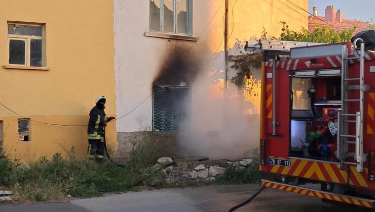 Karaman’da kiracı öfkesi: Evi ateşe verdi