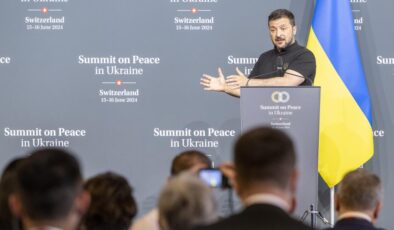 Zelenskiy: Rusya adil barışa hazır değil