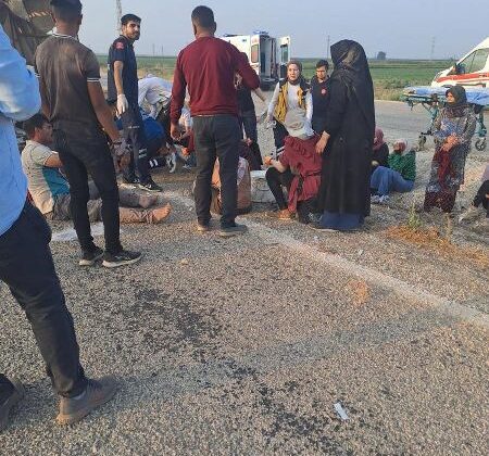 Hatay’da tarım işçilerini taşıyan kamyonet devrildi: 20 yaralı