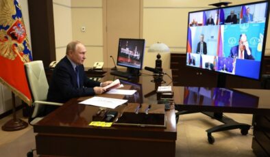 Putin: Yeni füzeler üretmeliyiz