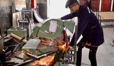 Ağrı’da meslek liseleri fabrika gibi üretiyor