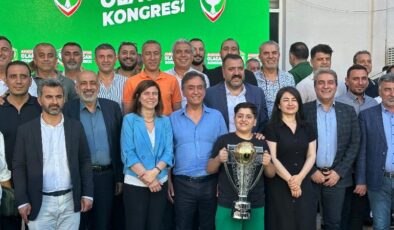 Amedspor Aziz Elaldı ile devam