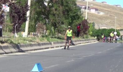 Bitlis’te düzenlenen Tekerlekli Kayak Türkiye Şampiyonası sona erdi