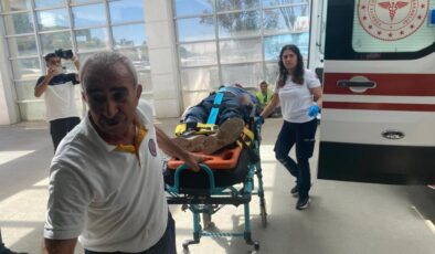 Değişim esnasında patlayan lastik iki kişiyi yaraladı