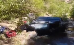 Siirt’te otomobil dereye devrildi: 1 ölü