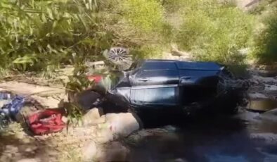 Siirt’te otomobil dereye devrildi: 1 ölü