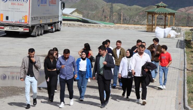 Derste öğrendiklerini sahada gördüler