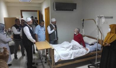 Diyanet hastanesi: Hacıların imdadına yetişiyor