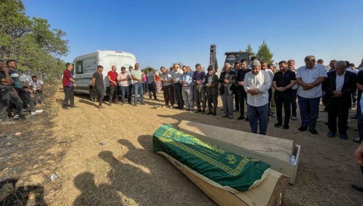 Cumhurbaşkanı Yardımcısı Yılmaz, anız yangınında vefat edenlere başsağlığı diledi