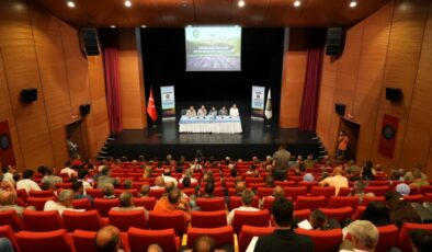 Diyarbakır’da Belediye Eş Başkanları Muhtarlarla buluştu