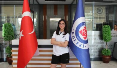 Diyarbakır’da LGS birincisi Beren Savar