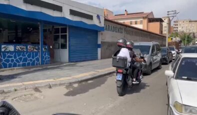 Diyarbakır’da YKS’ye geç kalan 10 adayı sınav merkezlerine polis ekipleri yetiştirdi