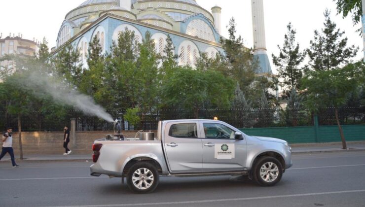Diyarbakır’da aralıksız ilaçlama çalışmaları sürüyor
