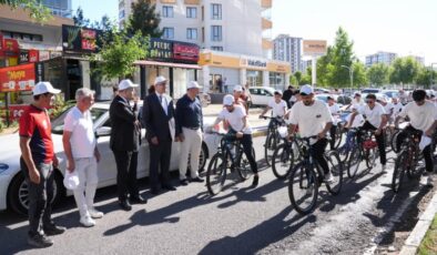 Diyarbakır’da bisikletliler çevre için pedal çevirdi