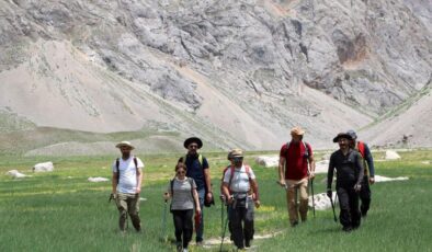 Erzincan’dan Tunceli’ye uzanan doğa yolculuğu