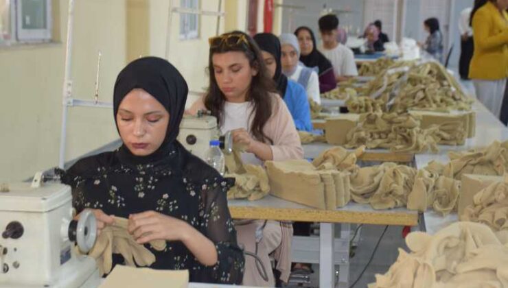 Hasankeyf’te tekstil atölyesi açıldı