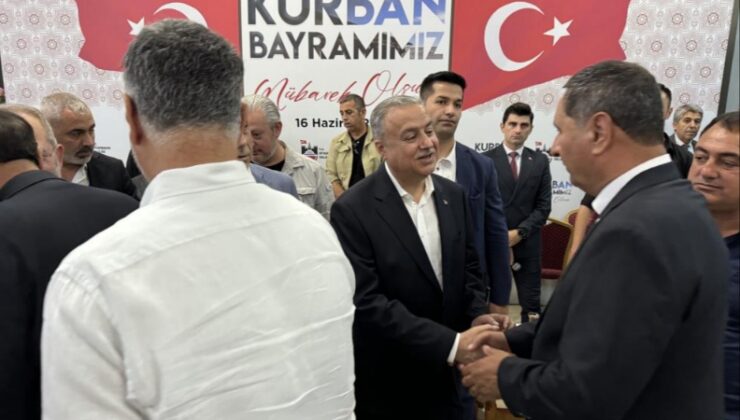 Vali Ali İhsan Su;Hem Bayramlaştı Hem vedalaştı