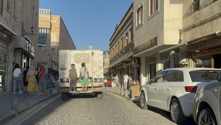 Mardin’de çocukların tehlikeli yolculuğu