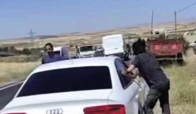 Mardin’de iki aile yol kapatıp kavga etti