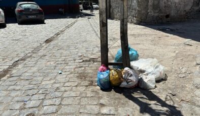 Suriçi’nde çöpler ve pis sular hastalıklara davetiye çıkarıyor