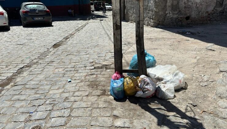 Suriçi’nde çöpler ve pis sular hastalıklara davetiye çıkarıyor