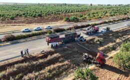Şanlıurfa’da tır ile traktör çarpıştı