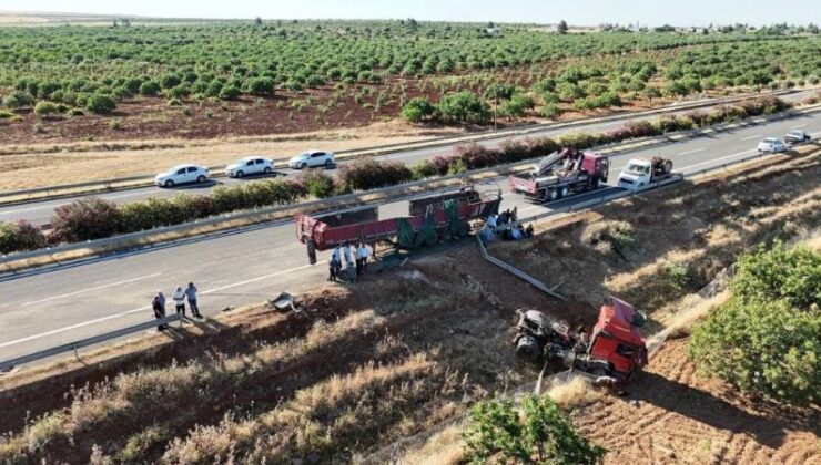 Şanlıurfa’da tır ile traktör çarpıştı