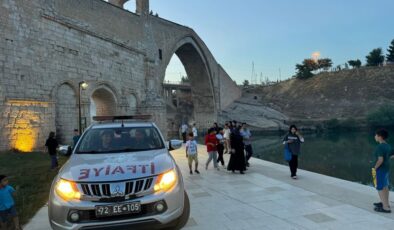 Silvan’da barajda mahsur kalanlar imkanlarıyla çıktı