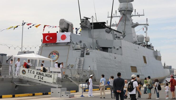 TCG Kınalıada Japonya’da ziyarete açıldı