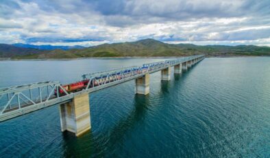 Turistik Tatvan Treni yola çıkıyor