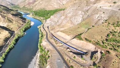 Turistik Tatvan Treni’nin genç yolcuları seyahatlerini güzel anılarla tamamladı