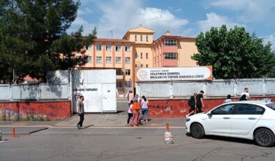 Diyarbakır’da YKS’nin ilk oturumu başladı