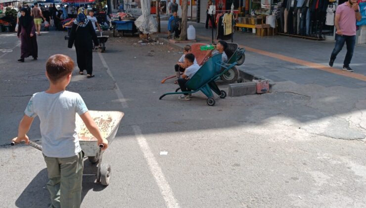 Diyarbakır Pazarlarında Çekçekçi Çocukların Ekmek Mücadelesi