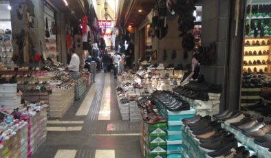 Bayram bitti, tarihi çarşı sessizliğe büründü