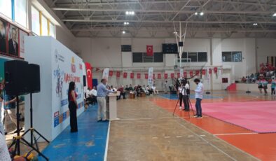 Diyarbakır’da GSB ‘yaz spor okulları’ açılışı gerçekleştirildi
