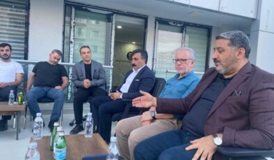 AK Parti İl Başkanı Ocak, Gençlik Derneği ‘hasbihal’ etkinliğine katıldı