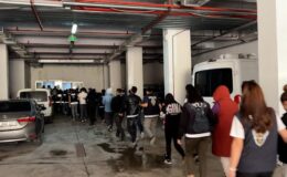 Binlerce kişinin banka hesaplarını ele geçiren çete çökertildi